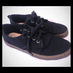 Ethletic shoes size 12. fairtrade cotton + vegan